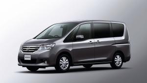 Nissan Serena 2011 года